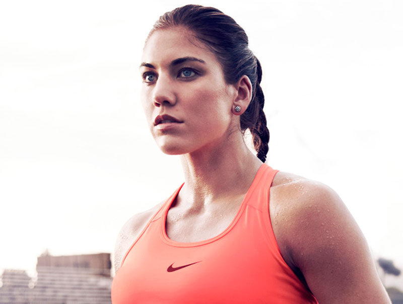 The 10 Sexiest Football Players in the World - Hope Solo