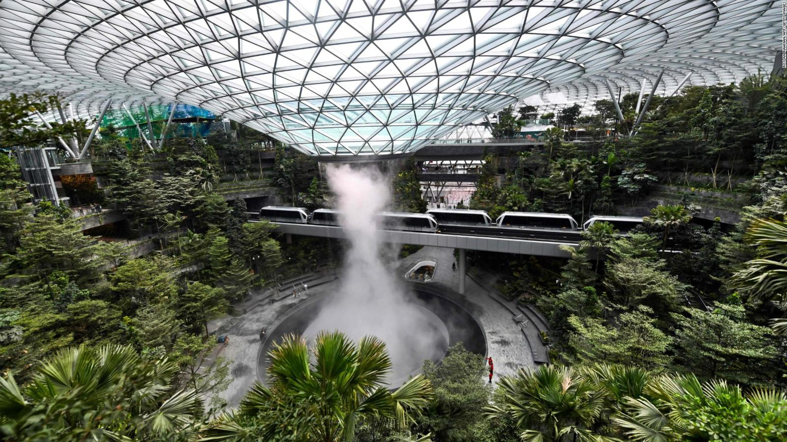 Los 10 aeropuertos más lujosos del mundo entero - Aeropuerto Internacional Changi, Singapur
