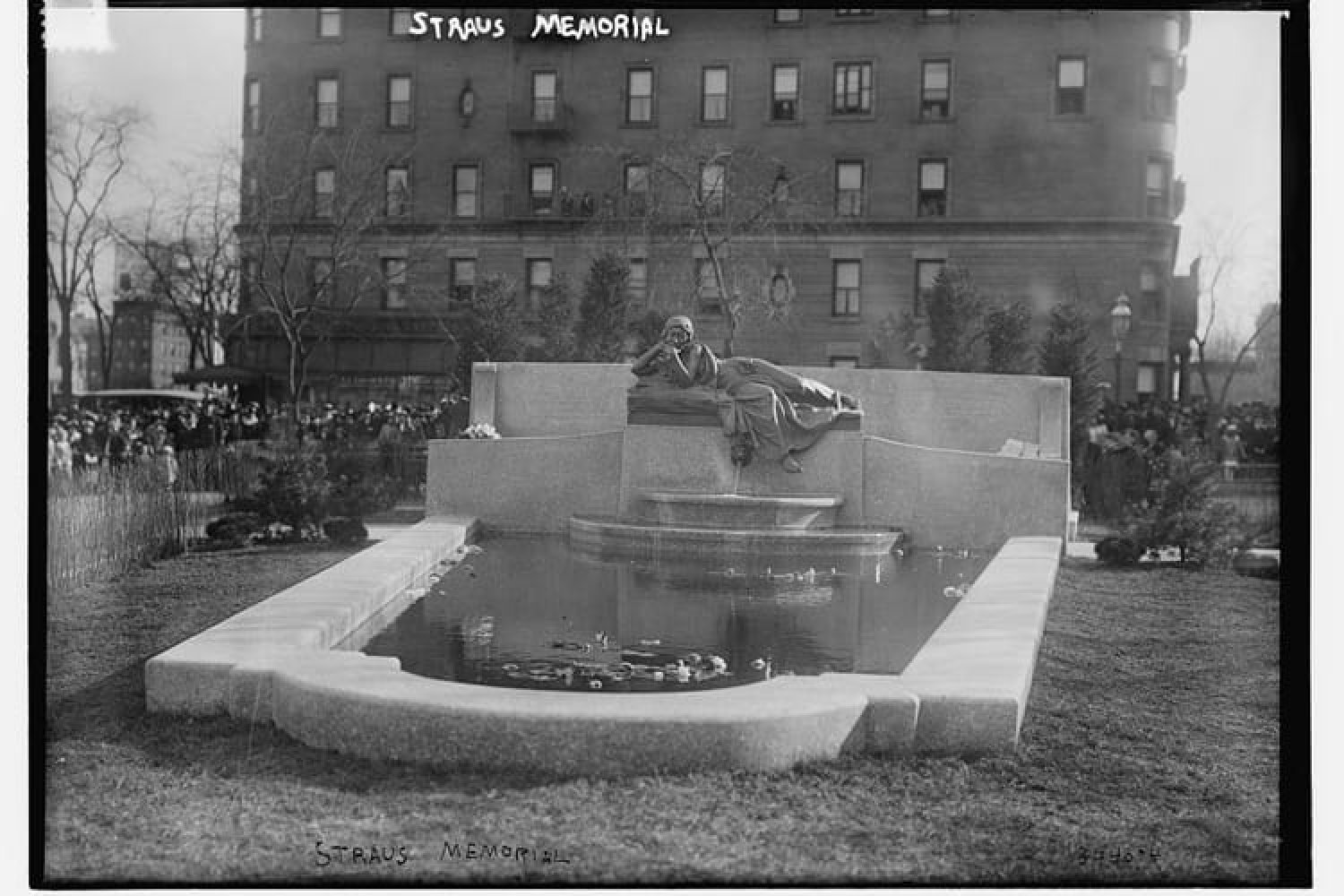 Titanic - Straus Park Gedenkstätte in New York