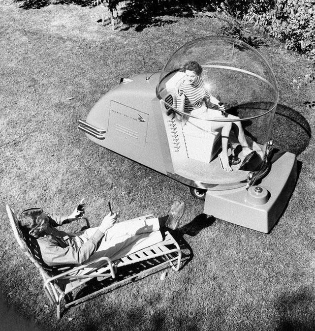 Sixteen Fascinating Photos of Unusual Things - A luxury electric lawnmower with air conditioning