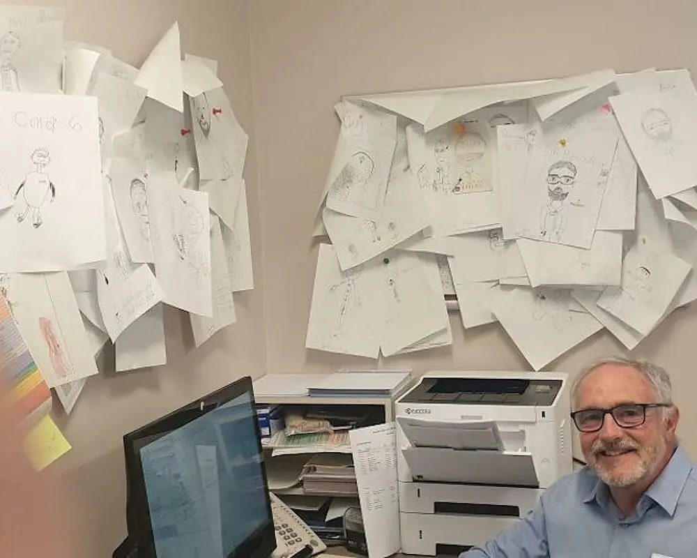 20 Collections Impressionnantes Dont Vous n'Auriez Jamais Imaginé l'Existence - Dessins de Patients