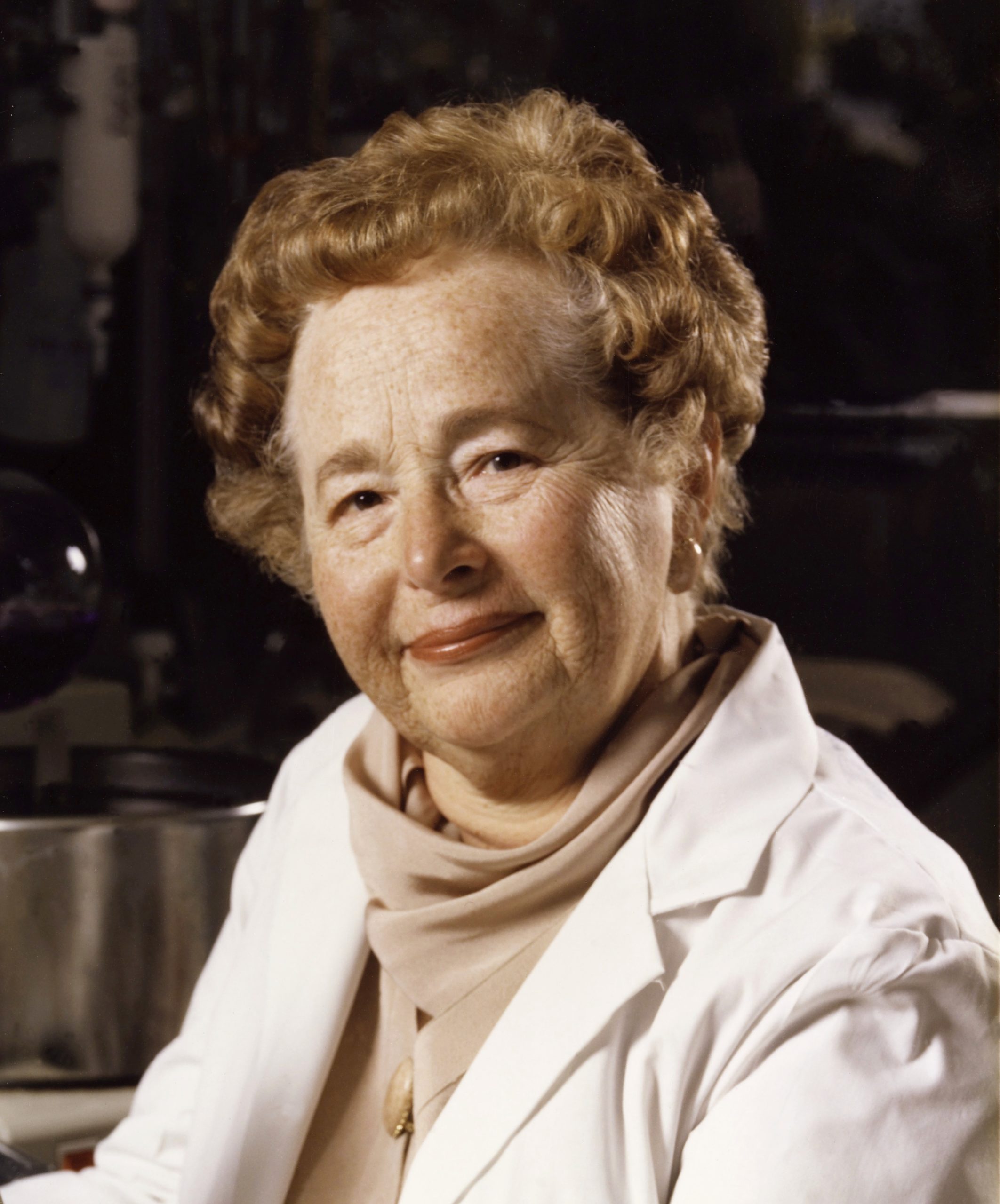 Top 10 Famous Women Scientists in History - Gertrude Elion