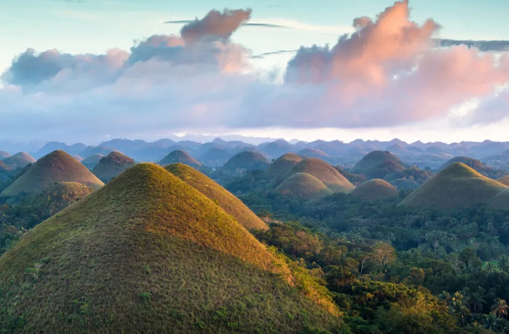 Monumentos naturales que descubrir - Colinas de Chocolate, Filipinas